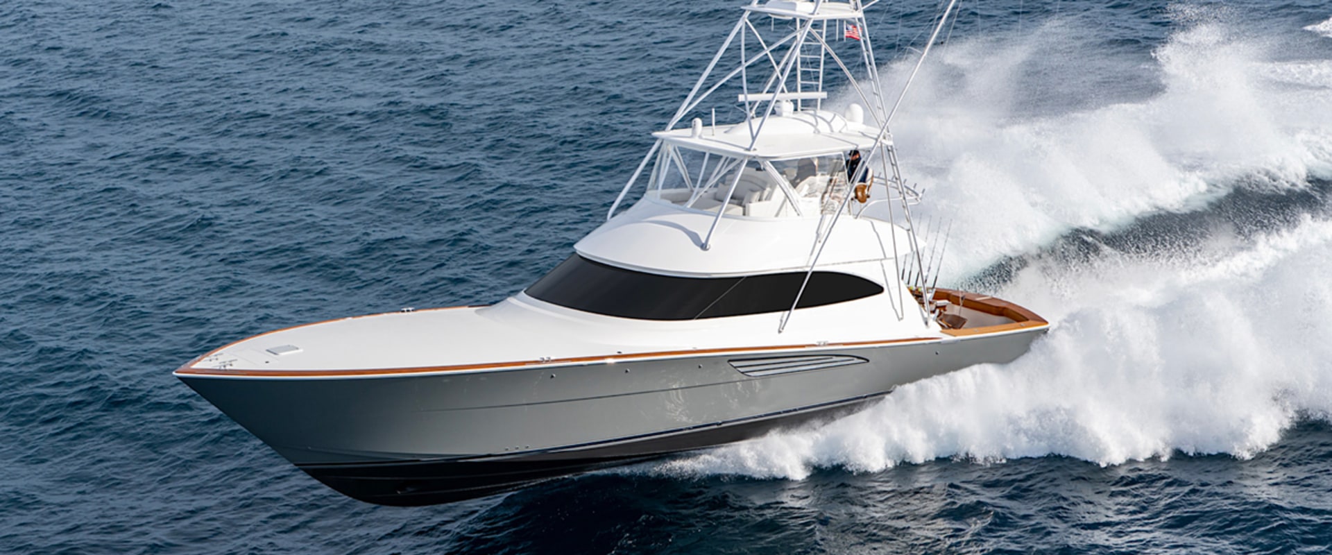 Types of Boats and their Features
